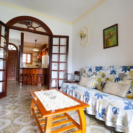 Lovely House Views&garden Agaete (Gran Canaria)