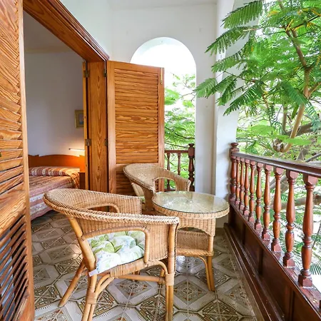 Lovely House Views&garden Appartamento